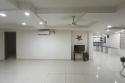 4 BHK Builder Floor For Rent in Sector 43