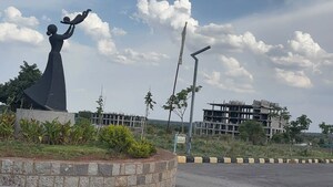  Plot – Exterior View View at Sangareddy - for Sale