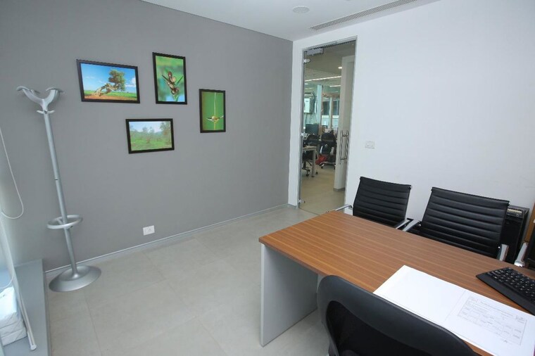 Bedroom, marathon-futurex Commercial Office Space 2140 Sq.Ft. In Lower Parel Mumbai 10521384