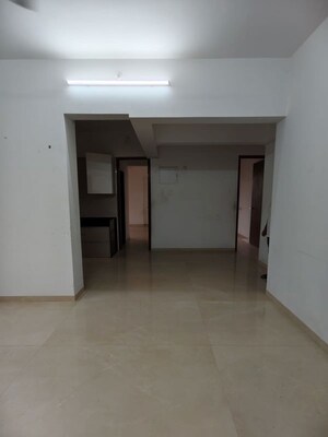 Building Lobby in 2.5 BHK Apartment at Babhai Naka – for Rent