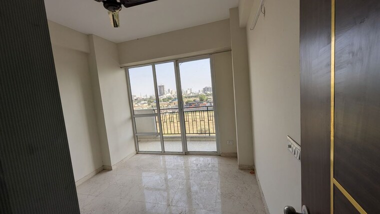 Room, signature-global-proxima-phase-2 2 Bedroom 65 Sq.Yd. Apartment In Sector 89 Gurgaon 10521339