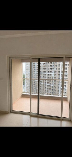 Room in 2 BHK Apartment at Sobha Dream Gardens, Thanisandra Main Road – for Rent