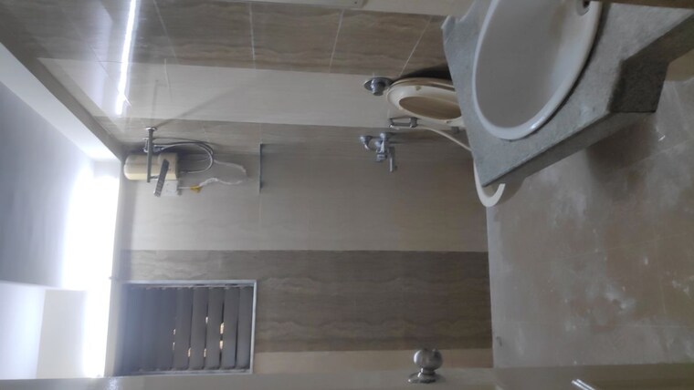 Bathroom, hiranandani-gardens-eternia 3 Bedroom 1400 Sq.Ft. Apartment In Powai Mumbai 10521465