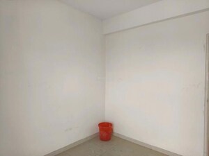 Room in 3.5 BHK Builder Floor at Ansal Sushant Residency, Sushant Lok Iii – for Sale