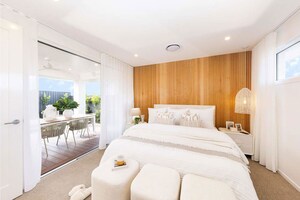 Bedroom in  Pg at Breach Candy – for Rent