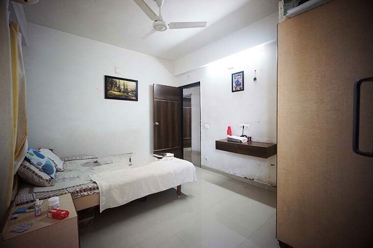 Kitchen, satellite 2 Bedroom 135 Sq.Yd. Penthouse In Satellite Ahmedabad 10521491