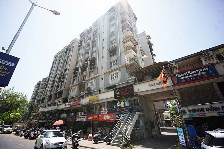 Exterior View, satellite 2 Bedroom 135 Sq.Yd. Penthouse In Satellite Ahmedabad 10521491
