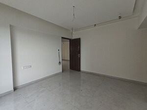 Room in 3 BHK Apartment at Mahavir Sagar CHS Borivali, Borivali West – for Sale