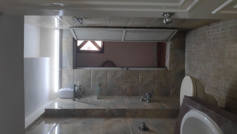 Bathroom, hiranandani-gardens-eternia 3 Bedroom 1400 Sq.Ft. Apartment In Powai Mumbai 10521533