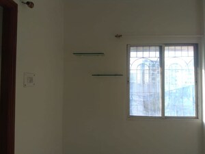 Room in 2 BHK Apartment at Aishwaryam Deerstone, Akurdi – for Rent