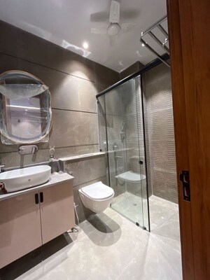 Bathroom in 3 BHK Builder Floor at Sector 21 – for Rent