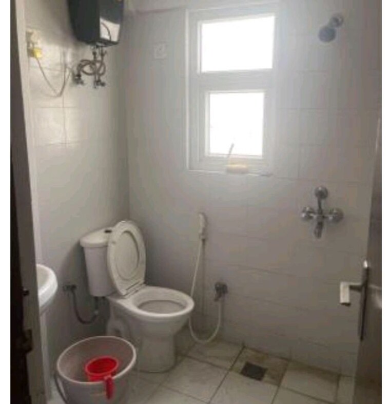 Bathroom, bptp-park-elite-floor-ii 3 Bedroom 300 Sq.Yd. Villa In Sector 75 Faridabad 10521646