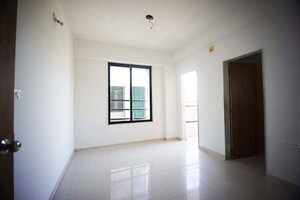 Room in 3 BHK Apartment at New Ranip – for Sale