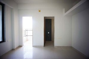 Room in 3 BHK Apartment at New Ranip – for Sale