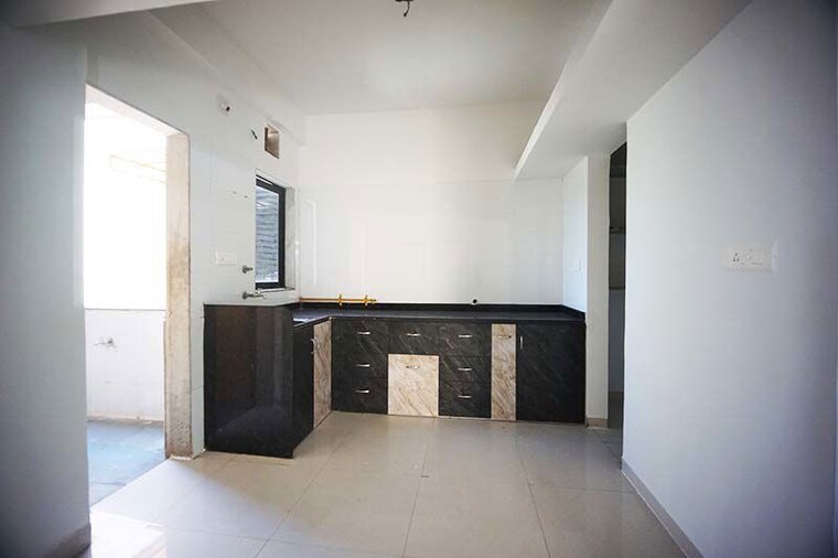 Kitchen, new ranip 3 Bedroom 195 Sq.Yd. Apartment In New Ranip Ahmedabad 10521573