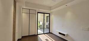 Room in 2 BHK Builder Floor at Sector 23 – for Rent