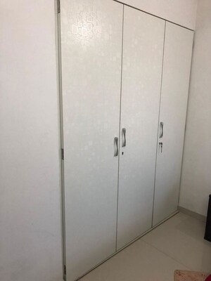 Room in 2 BHK Apartment at Patlipada – for Rent