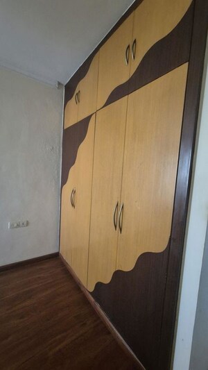 Furnished Amenities in 3 BHK Builder Floor at Sector 21 – for Rent