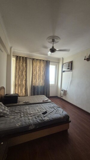Bedroom in 3 BHK Builder Floor at Sector 21 – for Rent