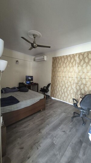 3 BHK Builder Floor For Rent in Sector 21