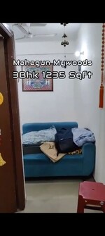 1235 Sq.Ft. Apartment in Mahagun My Woods