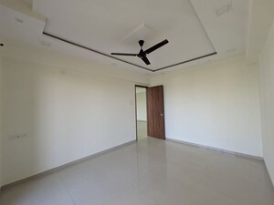 Room in  Apartment at Juhi Greens, Seawoods – for Rent