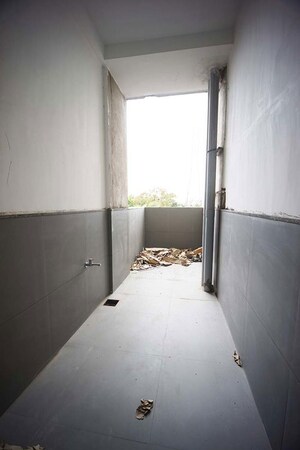Room in 3 BHK Apartment at Vastral – for Sale