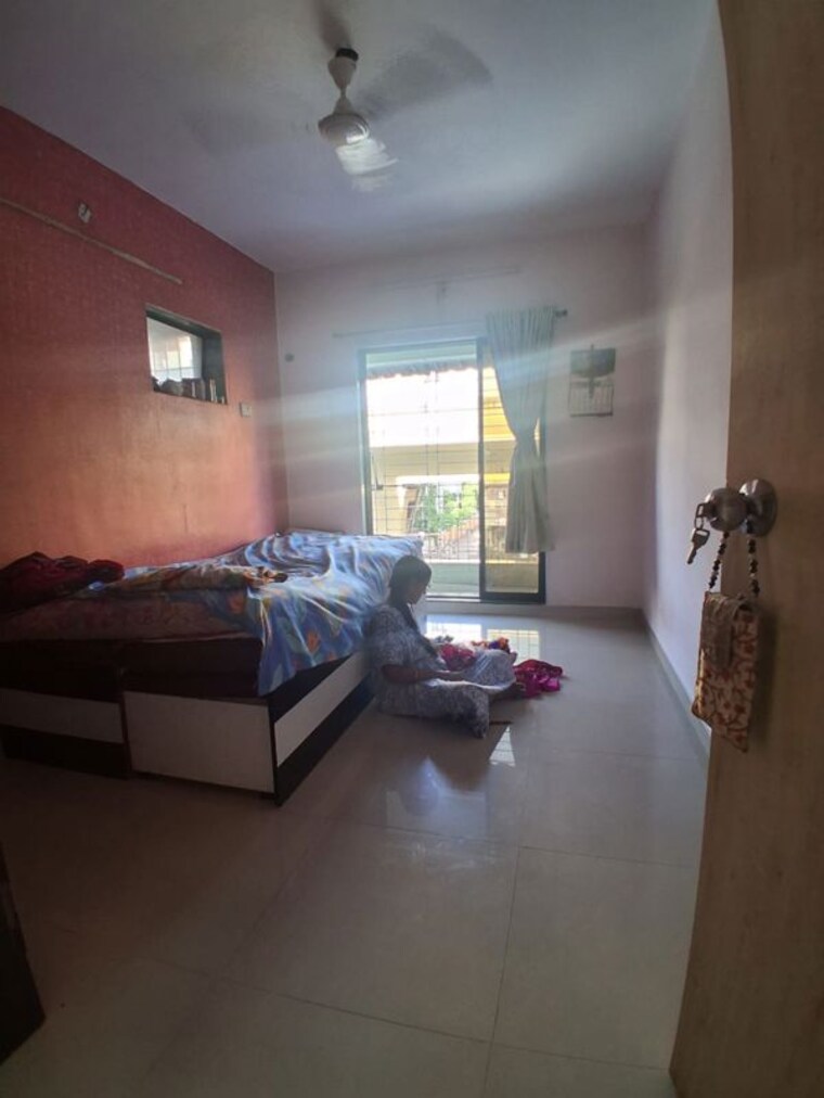 Living Room, mahavir-heritage-chs 2 Bedroom 800 Sq.Ft. Apartment In Kharghar Sector 35g Navi Mumbai 10521726