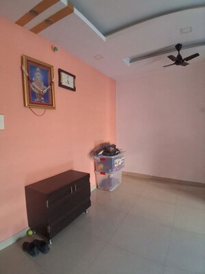 Furnished Amenities in 2 BHK Apartment at Mahavir Heritage CHS, Kharghar Sector 35g – for Rent