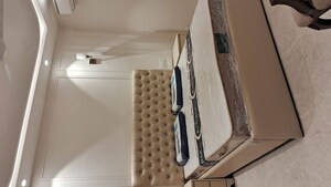 Staircase in 3 BHK Builder Floor at Green Park – for Rent