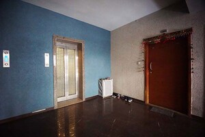 Room in 2 BHK Apartment at New Maninagar – for Sale
