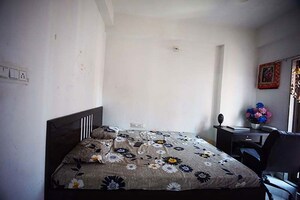 Bedroom in 2 BHK Apartment at New Maninagar – for Sale