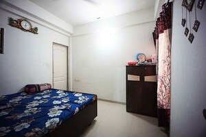 Bedroom in 2 BHK Apartment at New Maninagar – for Sale