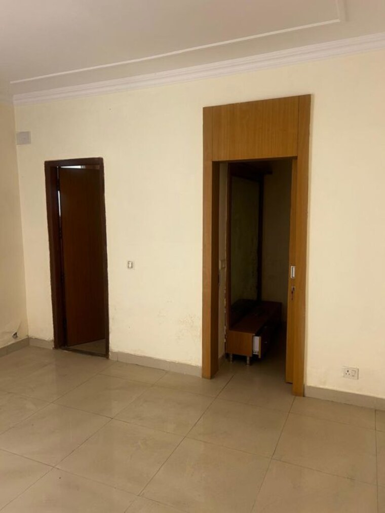Room, vip road 3 Bedroom 1750 Sq.Ft. Apartment In Vip Road Zirakpur 10521746