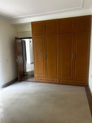 3 BHK Apartment For Rent in Vip Road