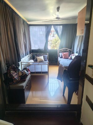 Room in 2 BHK Apartment at Nerul – for Rent
