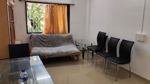 2 BHK Apartment For Rent in Juhu Versova Link Road
