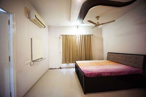 Bedroom in 4 BHK Independent House at Vastral – for Sale