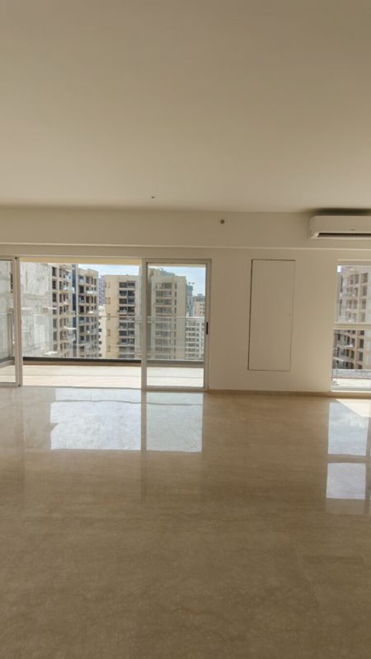 Living Room, lodha-bella-vita 5 Bedroom 2300 Sq.Ft. Apartment In Nibm Road Pune 10521720
