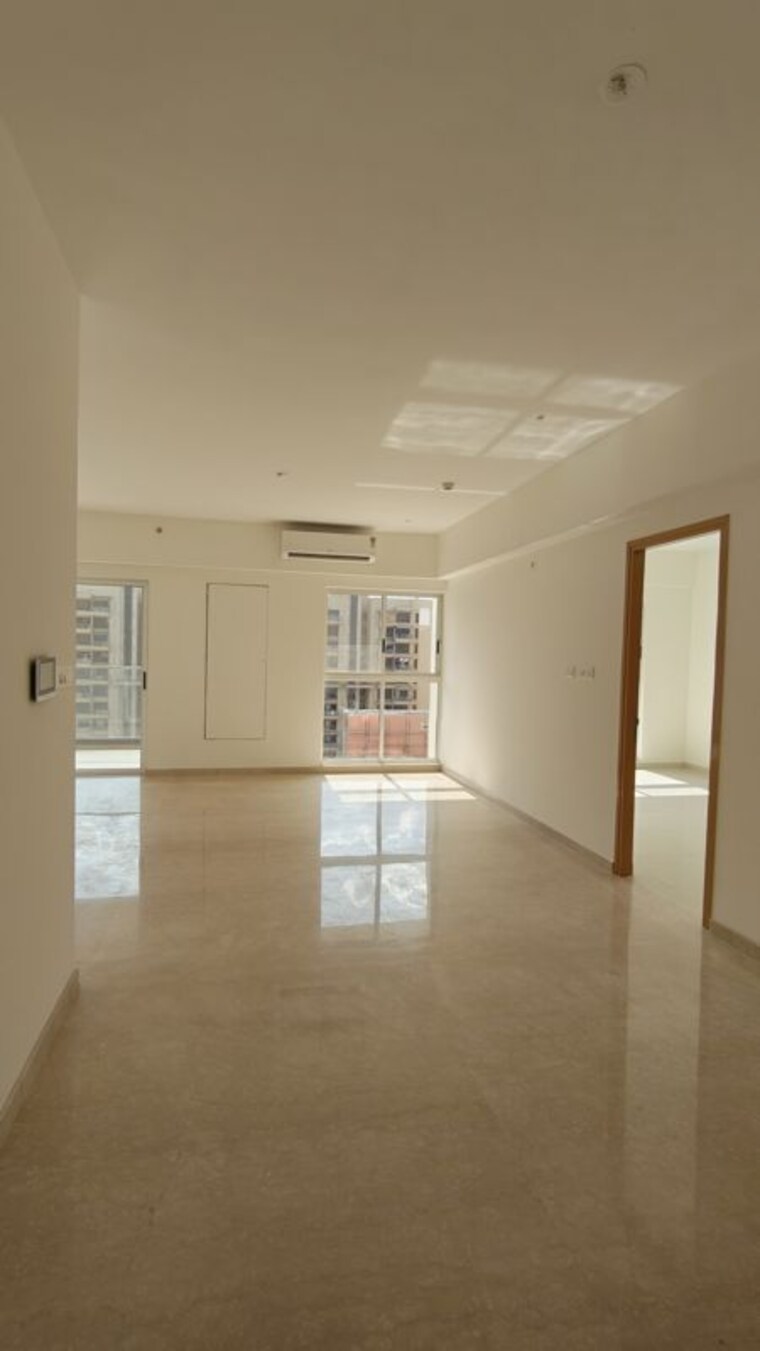Living Room, lodha-bella-vita 5 Bedroom 2300 Sq.Ft. Apartment In Nibm Road Pune 10521720