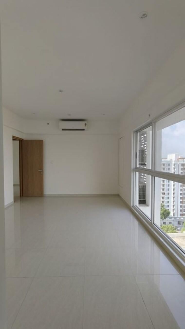 Master Bedroom, lodha-bella-vita 5 Bedroom 2300 Sq.Ft. Apartment In Nibm Road Pune 10521720
