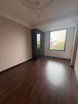 4 BHK Builder Floor For Rent in Sector 21