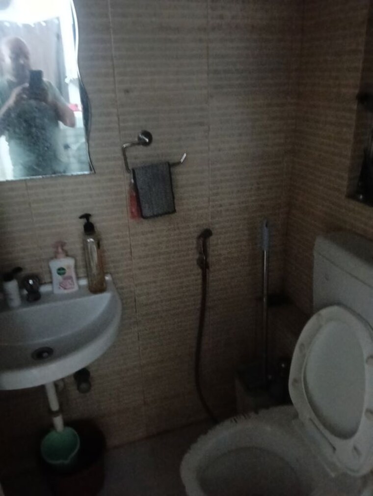 Bathroom, db-orchid-ozone 1 Bedroom 407 Sq.Ft. Apartment In Dahisar East Mumbai 10505010