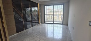 Room in 4 BHK Builder Floor at Sector 21 – for Rent