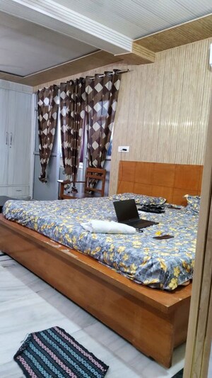 Bedroom in 1 BHK Apartment at Sector 4 Dwarka – for Rent