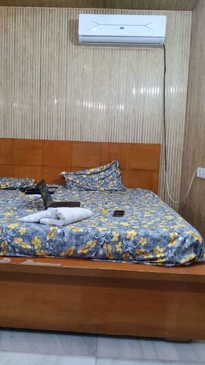 Bedroom in 1 BHK Apartment at Sector 4 Dwarka – for Rent