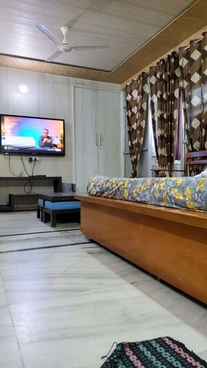Bedroom in 1 BHK Apartment at Sector 4 Dwarka – for Rent