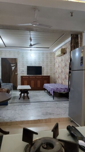 Living Room in 1 BHK Apartment at Sector 4 Dwarka – for Rent