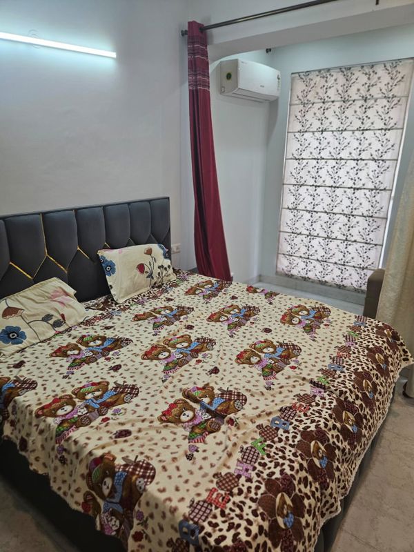 3 BHK 1500 Sq.Ft. Apartment in Sunshine Enclave
