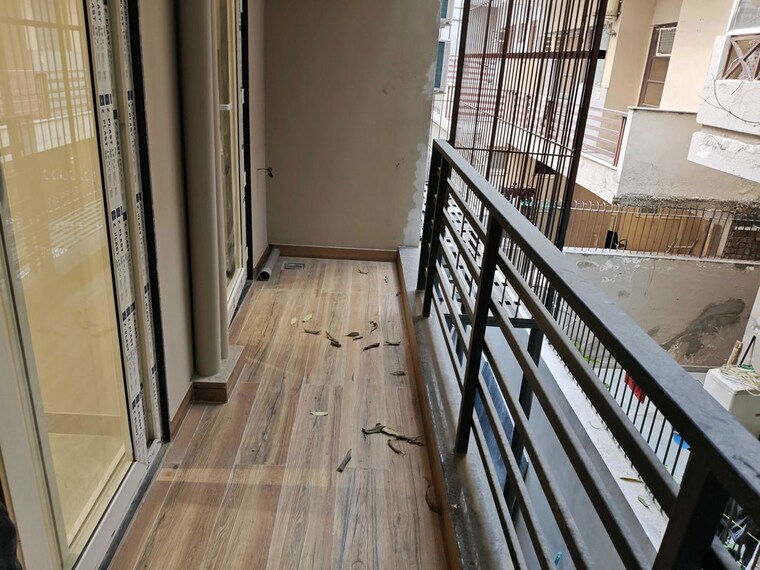 Balcony, sector 22 3 Bedroom 1500 Sq.Ft. Builder Floor In Sector 22 Gurgaon 10521842